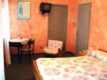 Hirondelle Hotel Aosta Zewnętrze zdjęcie